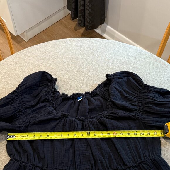 3X Old Navy Shirt - Black, Cropped - Picture 6 of 7